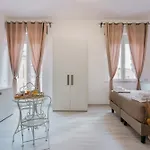 Nue Rooms